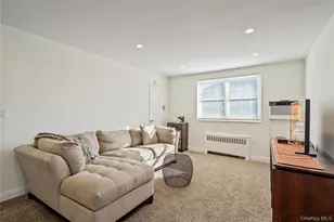 63-09 252nd St, Little Neck, NY 11362 - Photo 15