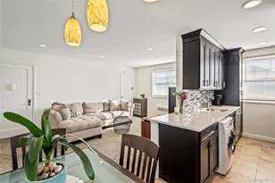 63-09 252nd St, Little Neck, NY 11362 - Photo 3