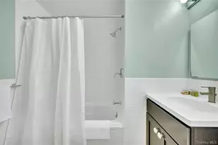 53 Sheldrake Ave, Larchmont, NY 10538 - Photo 15