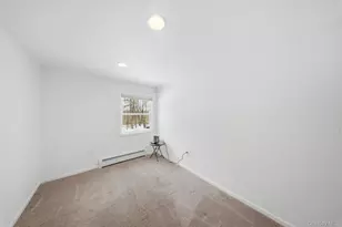 38 Rose Rd, Woodbourne, NY 12788 - Photo 11