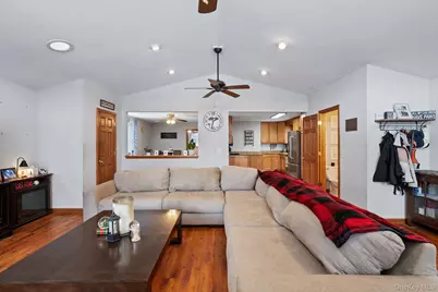 106 John Street, Maybrook, NY 12543 - Photo 15