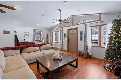 106 John Street, Maybrook, NY 12543 - Photo 9