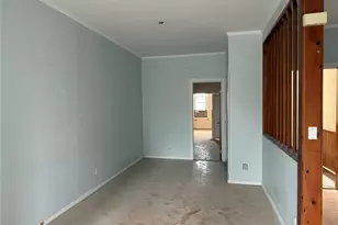 68-09 60th St, Ridgewood, NY 11385 - Photo 9