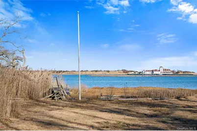 69 Tuthill Point Road, East Moriches, NY 11940 - Photo 29