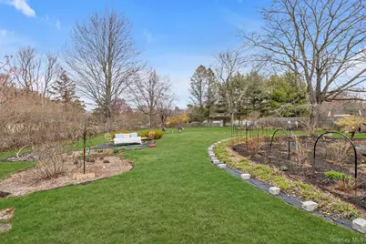 1521 Pine Acres Boulevard, Bay Shore, NY 11706 - Photo 15