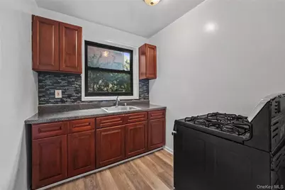 140 E Hartsdale Avenue #1L, Hartsdale, NY 10530 - Photo 5