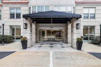 300 Mamaroneck Avenue #417, White Plains, NY 10605 - Photo 1