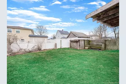 22 Mason Street, Hempstead, NY 11550 - Photo 15