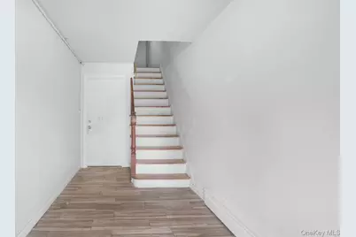 2939 Colden Avenue, Bronx, NY 10469 - Photo 7