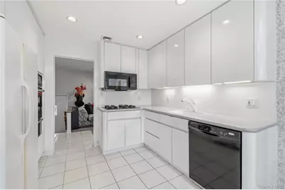 20 Steuben Drive, Oyster Bay, NY 11753 - Photo 7