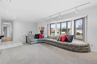 20 Steuben Dr, Oyster Bay, NY 11753 - Photo 5