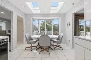 20 Steuben Dr, Oyster Bay, NY 11753 - Photo 9