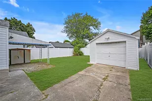 179 Hoffman Ave, Elmont, NY 11003 - Photo 21