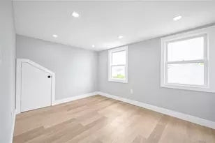 179 Hoffman Ave, Elmont, NY 11003 - Photo 17