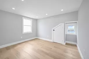 179 Hoffman Ave, Elmont, NY 11003 - Photo 15