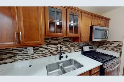 678 Warburton #6B, Yonkers, NY 10701 - Photo 11