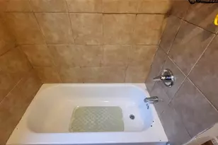 52 Catharine St, Poughkeepsie, NY 12601 - Photo 23