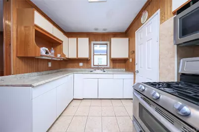 138 Ormonde Boulevard, Valley Stream, NY 11580 - Photo 13