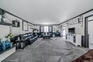 14 Ormand Ave, Medford, NY 11763 - Photo 5