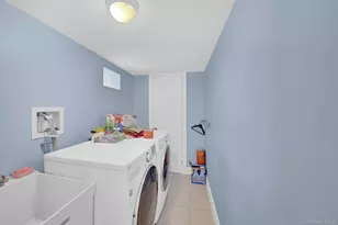 82-20 250th St, Bellerose, NY 11426 - Photo 31