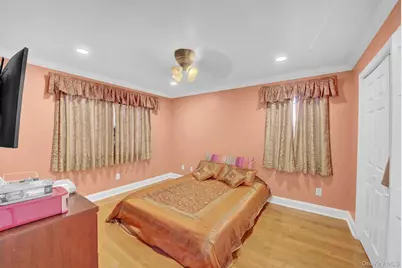 8220 250th Street, Bellerose, NY 11426 - Photo 11