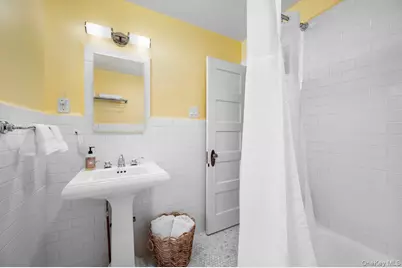 443 Highbrook Avenue, Pelham, NY 10803 - Photo 27