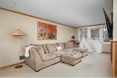 443 Highbrook Avenue, Pelham, NY 10803 - Photo 17