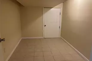 146-15 221st St, Springfield Gardens, NY 11413 - Photo 23