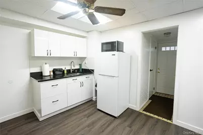 43-18 214  Place, Bayside, NY 11361 - Photo 5