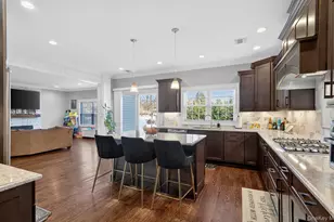 805 Pine Pl, Bellmore, NY 11710 - Photo 5