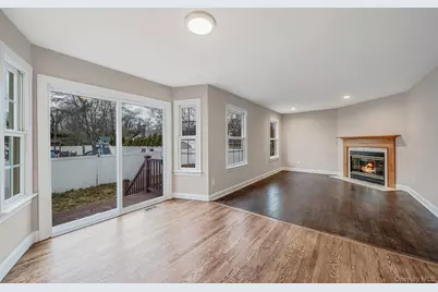 30 Lakeview Drive, Mastic Beach, NY 11951 - Photo 11