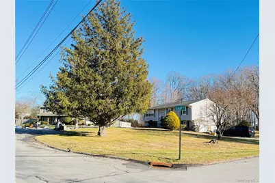 110 Wayacross Road, Mahopac, NY 10541 - Photo 5