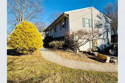 110 Wayacross Road, Mahopac, NY 10541 - Photo 9