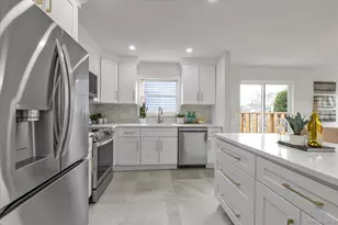 513 Dee Ct, East Meadow, NY 11554 - Photo 11