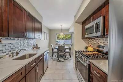 220 Storm Drive, Holtsville, NY 11742 - Photo 17