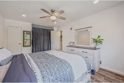 220 Storm Drive, Holtsville, NY 11742 - Photo 7