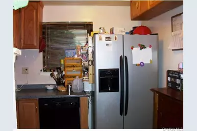 17 Sneden Place W #17, Spring Valley, NY 10977 - Photo 3