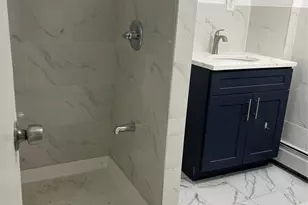 110-20 Union Hall St, Jamaica, NY 11433 - Photo 25