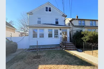 206 Cherry Lane #2nd Fl, Floral Park, NY 11001 - Photo 1