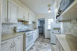 124-06 111th Ave, Richmond Hill, NY 11420 - Photo 3