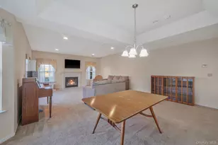 554 Mirror Pond Ct, Moriches, NY 11955 - Photo 11