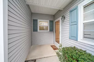 554 Mirror Pond Ct, Moriches, NY 11955 - Photo 3