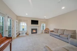 554 Mirror Pond Ct, Moriches, NY 11955 - Photo 7