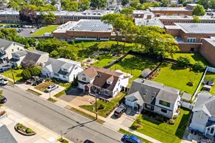 222 Chance Dr, Oceanside, NY 11572 - Photo 7