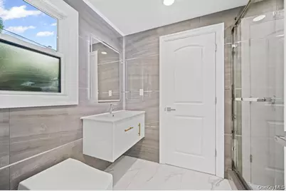 1 Saratoga Street, Long Beach, NY 11561 - Photo 17