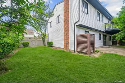 1 Saratoga Street, Long Beach, NY 11561 - Photo 5