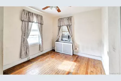 44 Rockdale Avenue, New Rochelle, NY 10801 - Photo 13