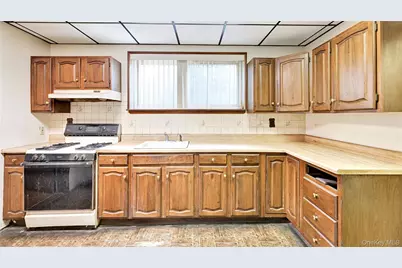 44 Rockdale Avenue, New Rochelle, NY 10801 - Photo 5