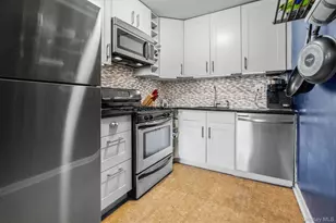 240 S Broadway, Tarrytown, NY 10591 - Photo 7