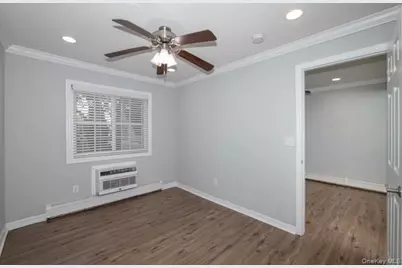 9 Willowbrook Road #7C, Bay Shore, NY 11706 - Photo 5